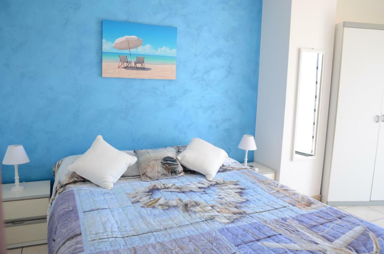 Santanna Beach House - Fondachello-Apartments Com ماسكالي المظهر الخارجي الصورة